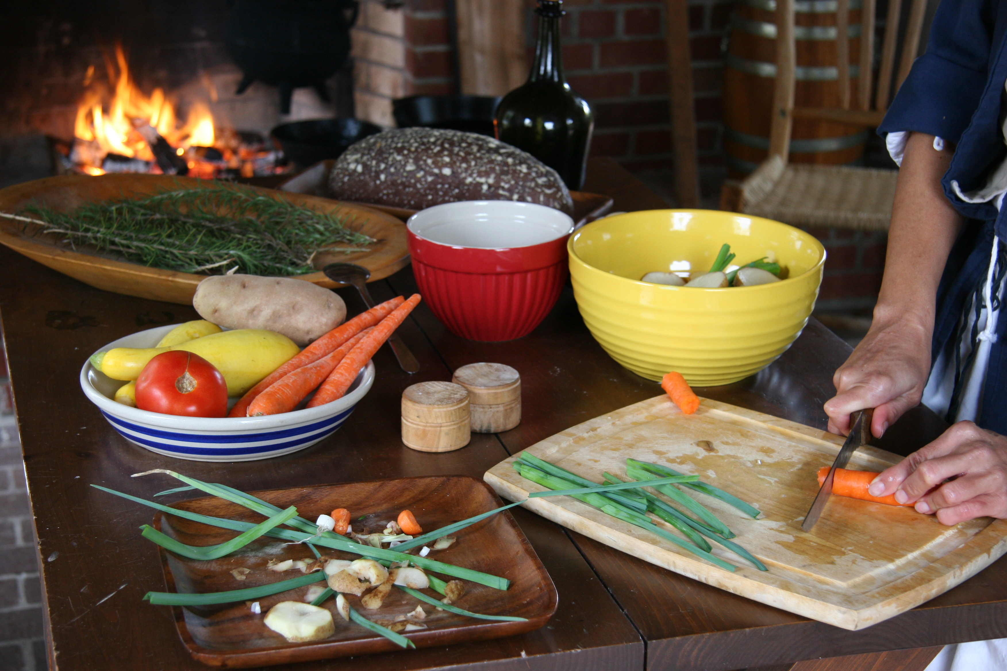 Colonial cooking in the Lavalle Kitchen House.